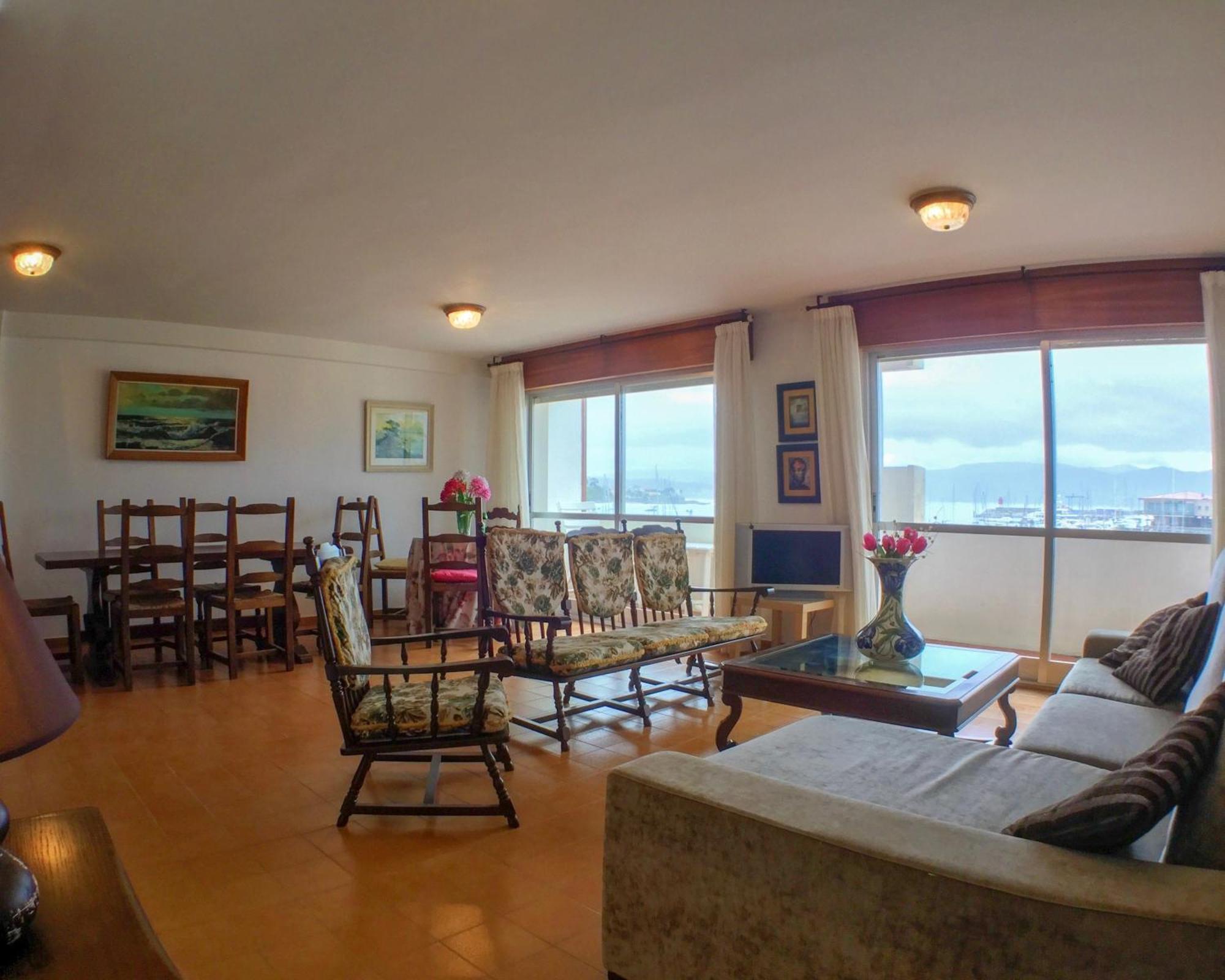 Con Excelente Localizacion Y Vistas Al Mar Appartement Sanxenxo